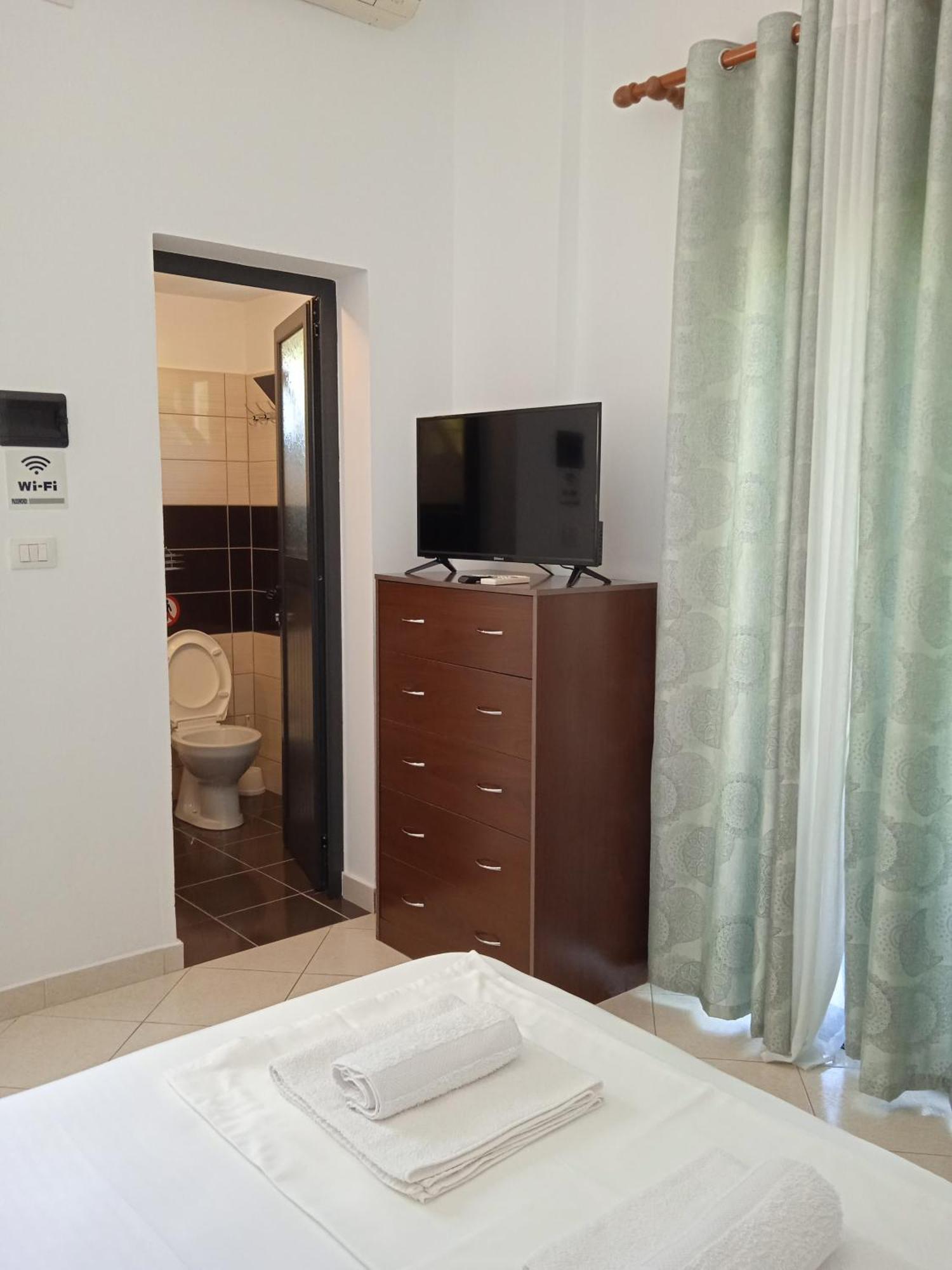 Vila F&M Ksamil Exterior foto